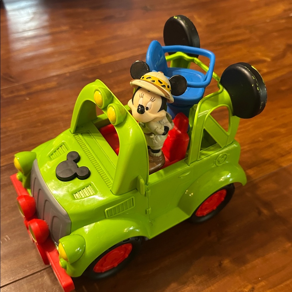 Disney Junior Mickey Mouse Dino Safari Rover Talking Car & Minnie